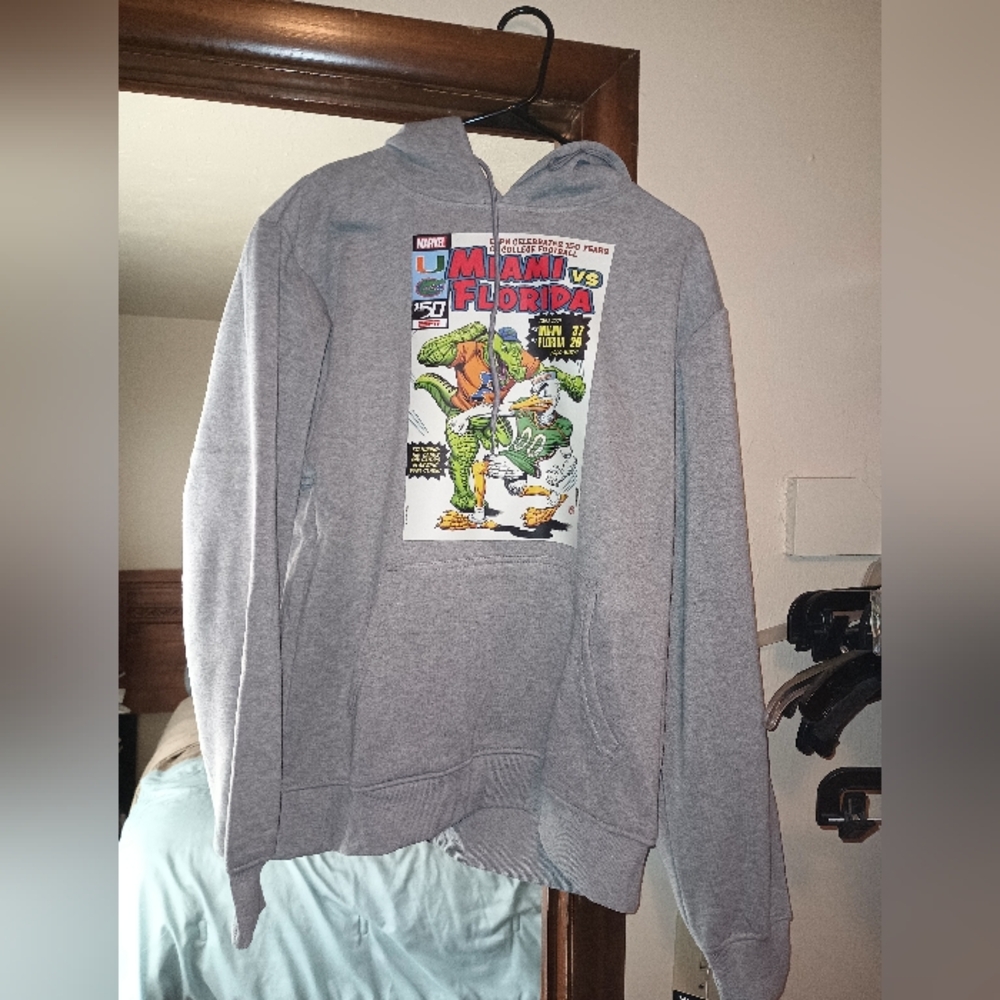 Xl mens custom hoodie